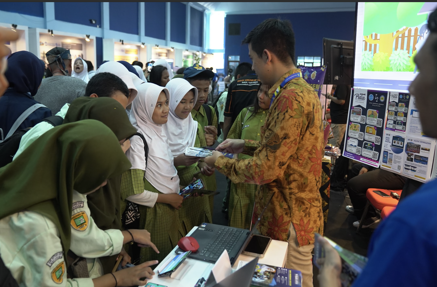 Ribuan Pengunjung Hadiri Gelar Karya Siswa SMK Bidang Kelautan, Perikanan, dan TIK