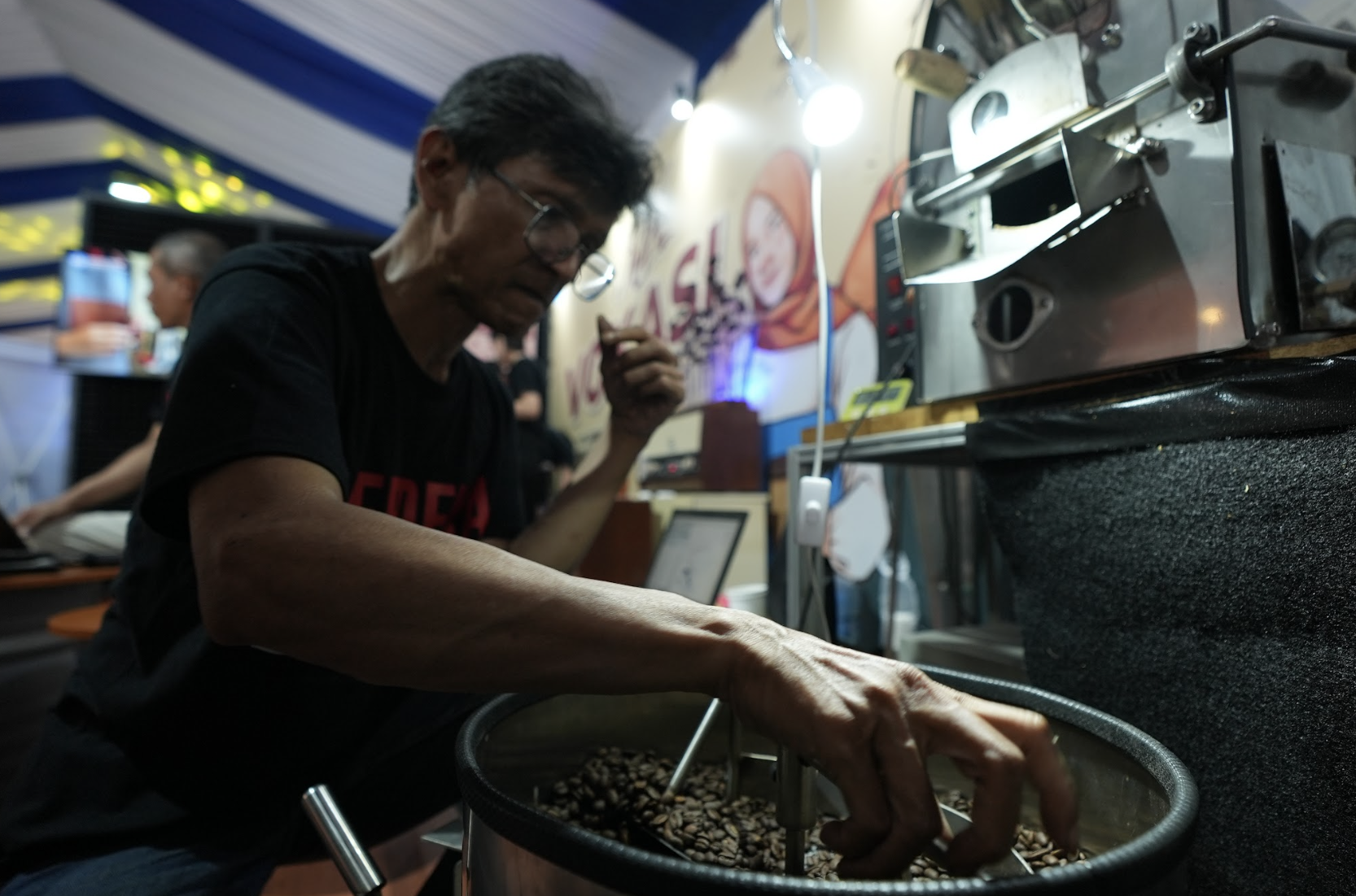 Perjalanan Kopi: Dari Kebun Hingga menjadi Secangkir Kopi Penuh Cita Rasa