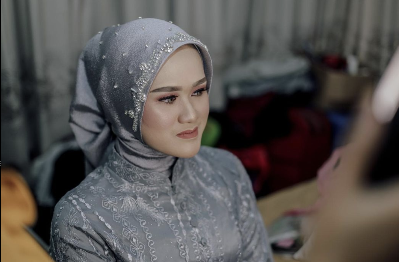 Tampil Cantik saat Lebaran dengan Tip Make Up Berikut