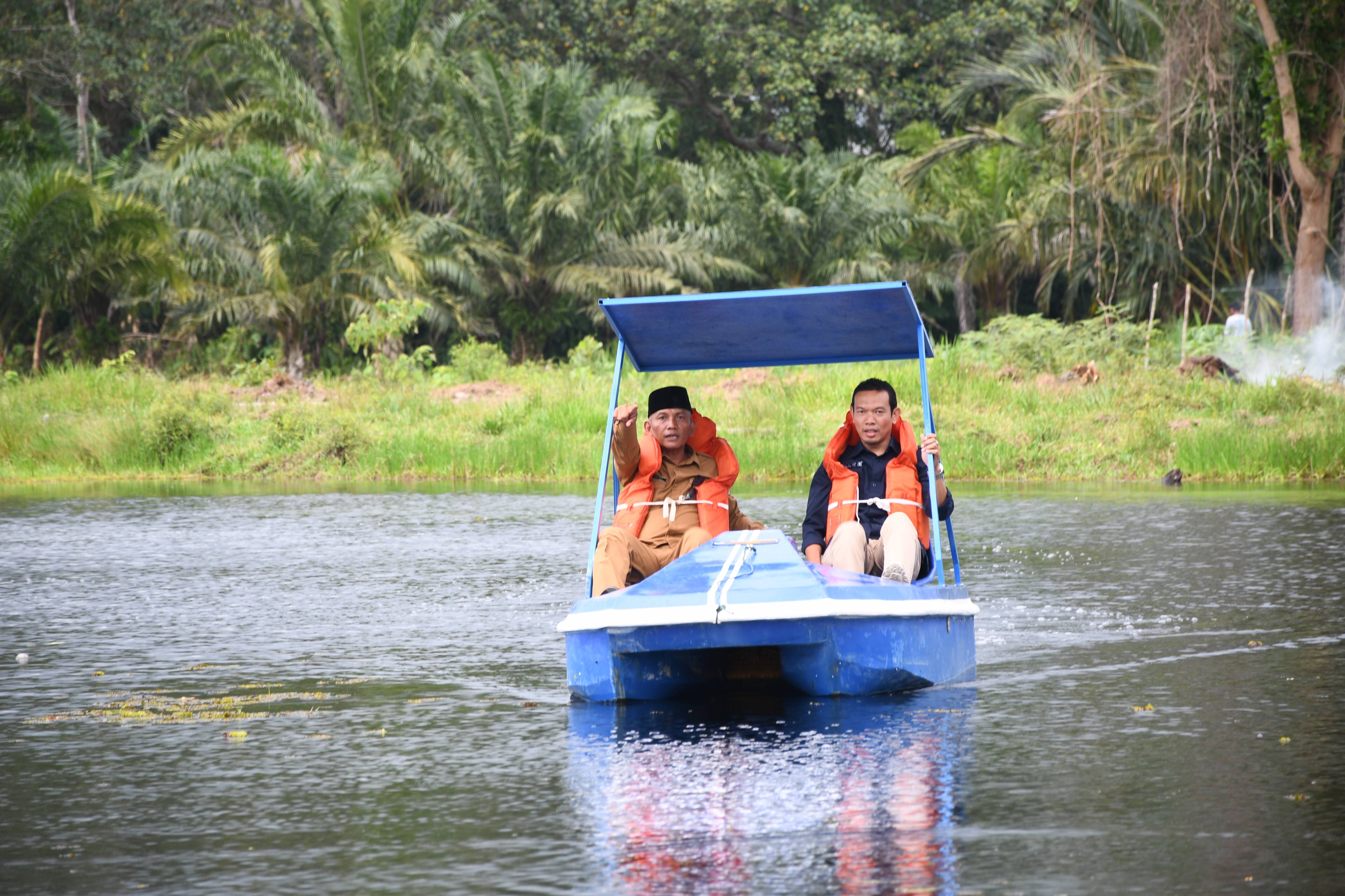 Lebih Ergonomis dan Murah, Seperti ini Sepeda Air Buatan Polbeng