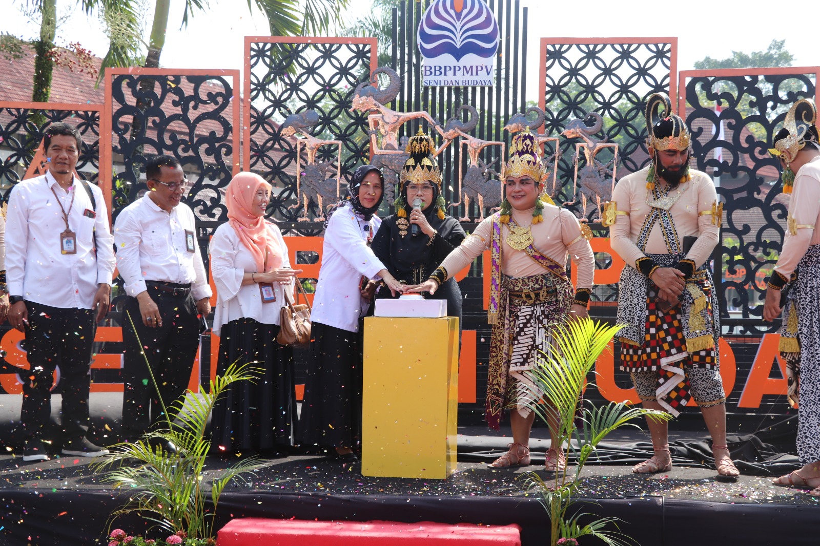 Tingkatkan Kompetensi Guru SMK Seni dan Budaya, BBPPMPV Seni dan Budaya Gelar Upskilling dan Reskilling