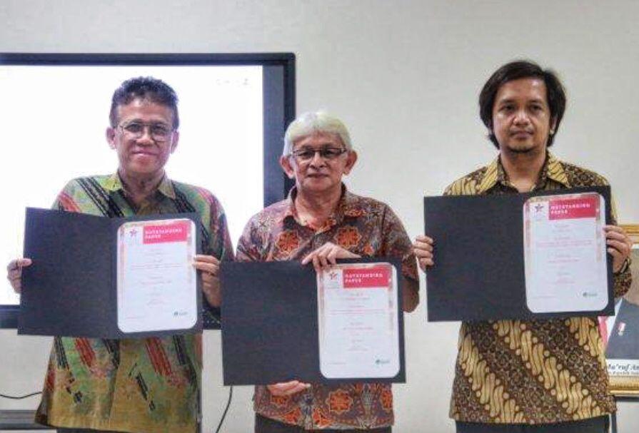 Peneliti Polban Raih Emerald Literati Awards 