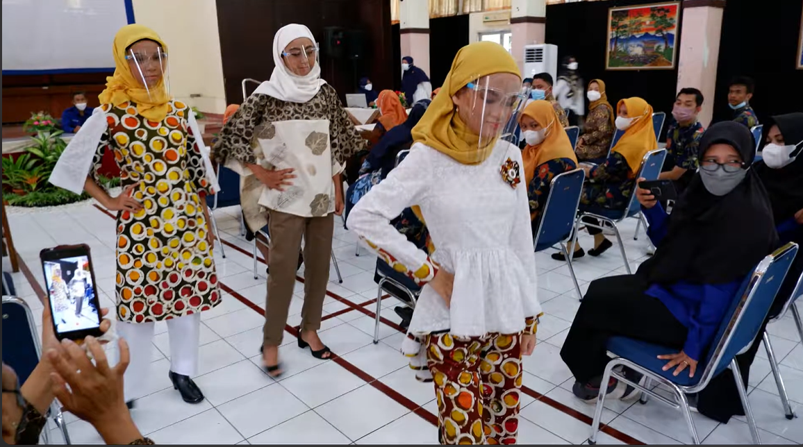 Dibuat dari Bambu, Batik Umpluk Karya SLB Negeri Pembina Yogyakarta Ini Sudah Kantongi Hak Paten