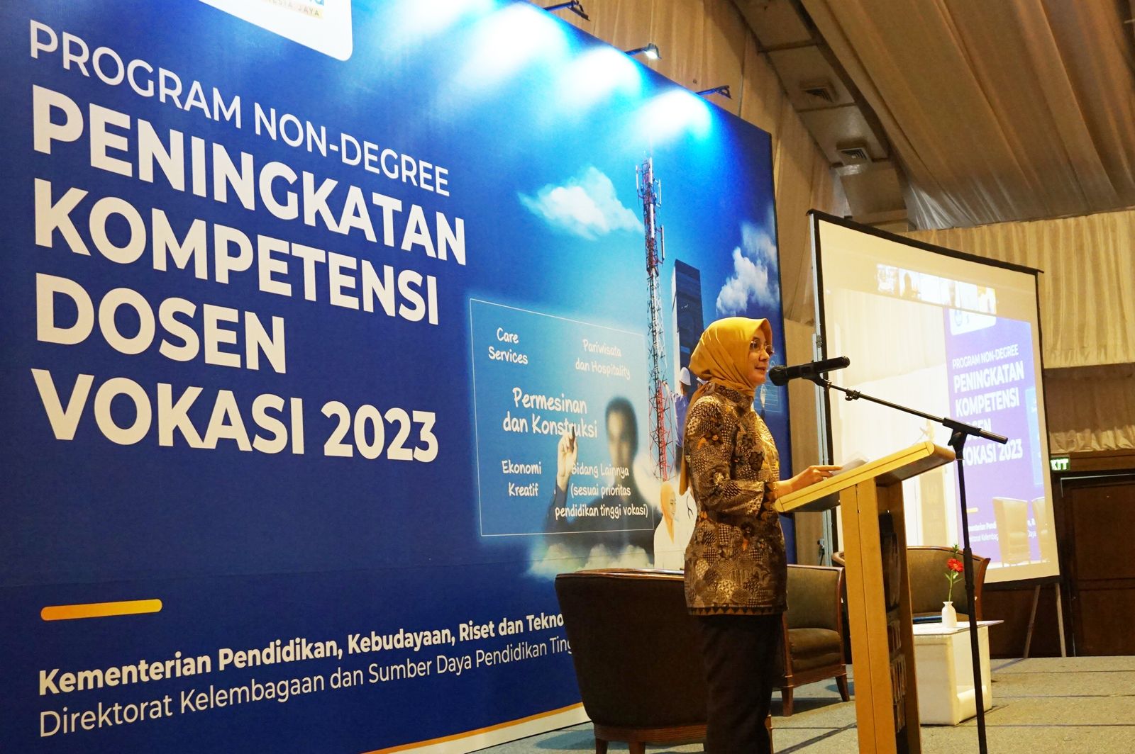 sosialisasi-program-non-degree-peningkatan-kompetensi-dosen-vokasi-2023-jakarta-13-april-2023