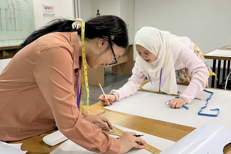 Kembangkan Potensi Instruktur LKP Bidang Fesyen dan Kecantikan, Kemendikbudristek Gandeng ESMOD dan Makarizo