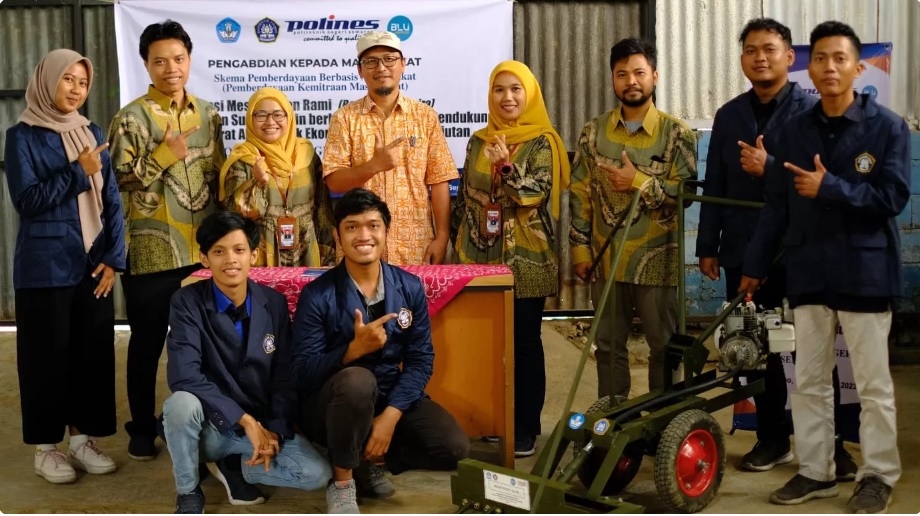 Tanggap Peluang Pasar, Tim Polines Kembangkan Mesin Panen  Rami di Wonosobo