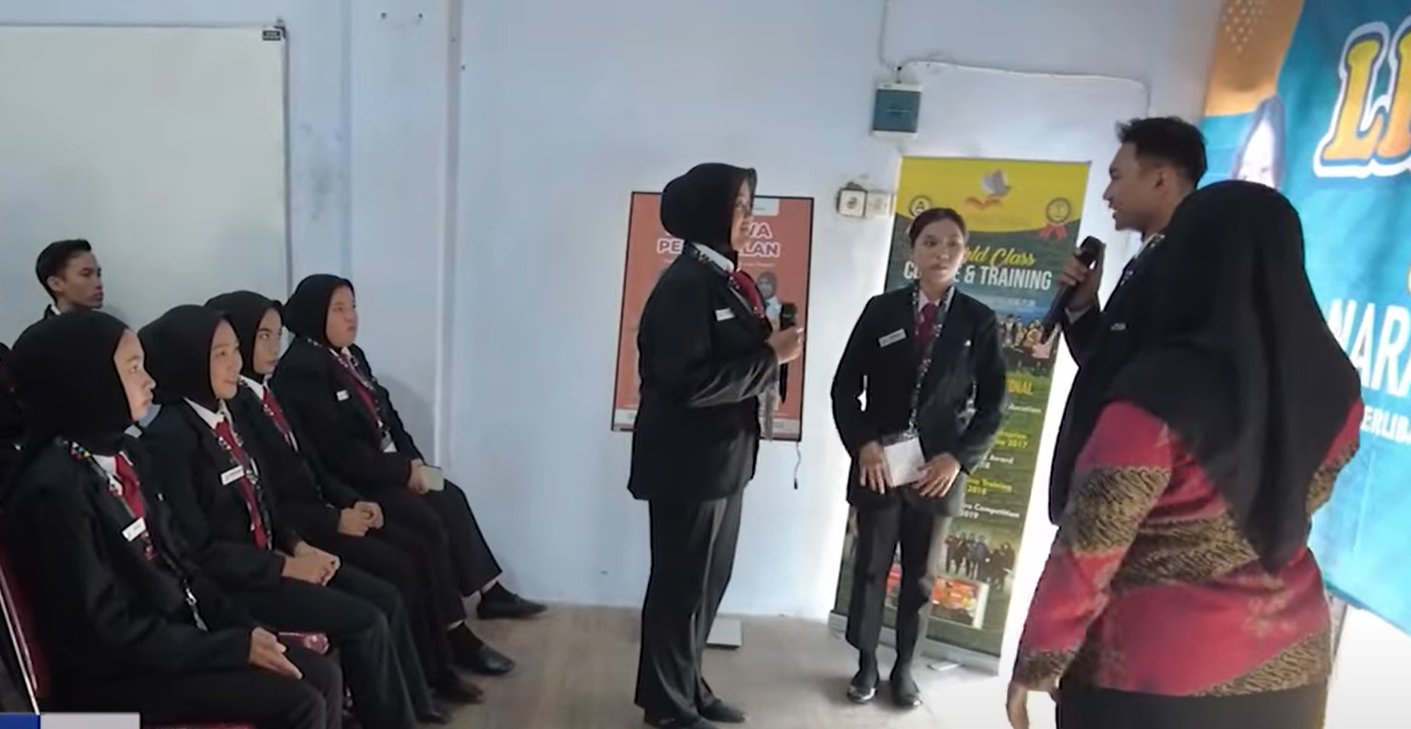 Gencarkan Bahasa Asing, LKP Desy Education Persiapkan Peserta Didik Program PKK Bertaraf Global