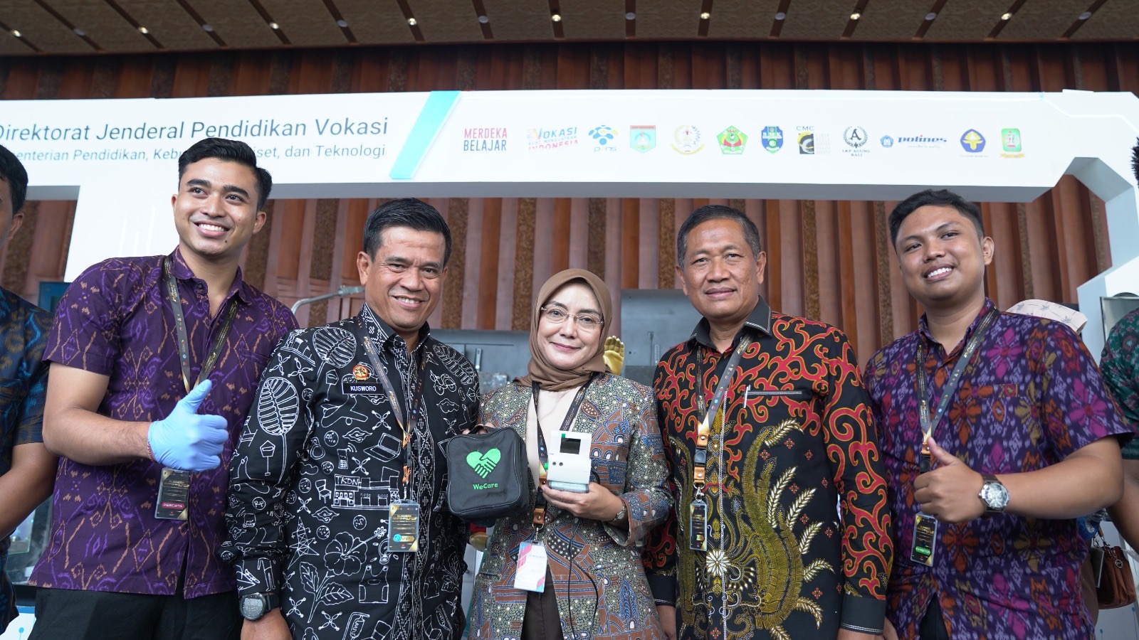 We Care, Inovasi Multi Device Home Care Mahasiswa Politeknik Negeri Bali di Business Matching 2024