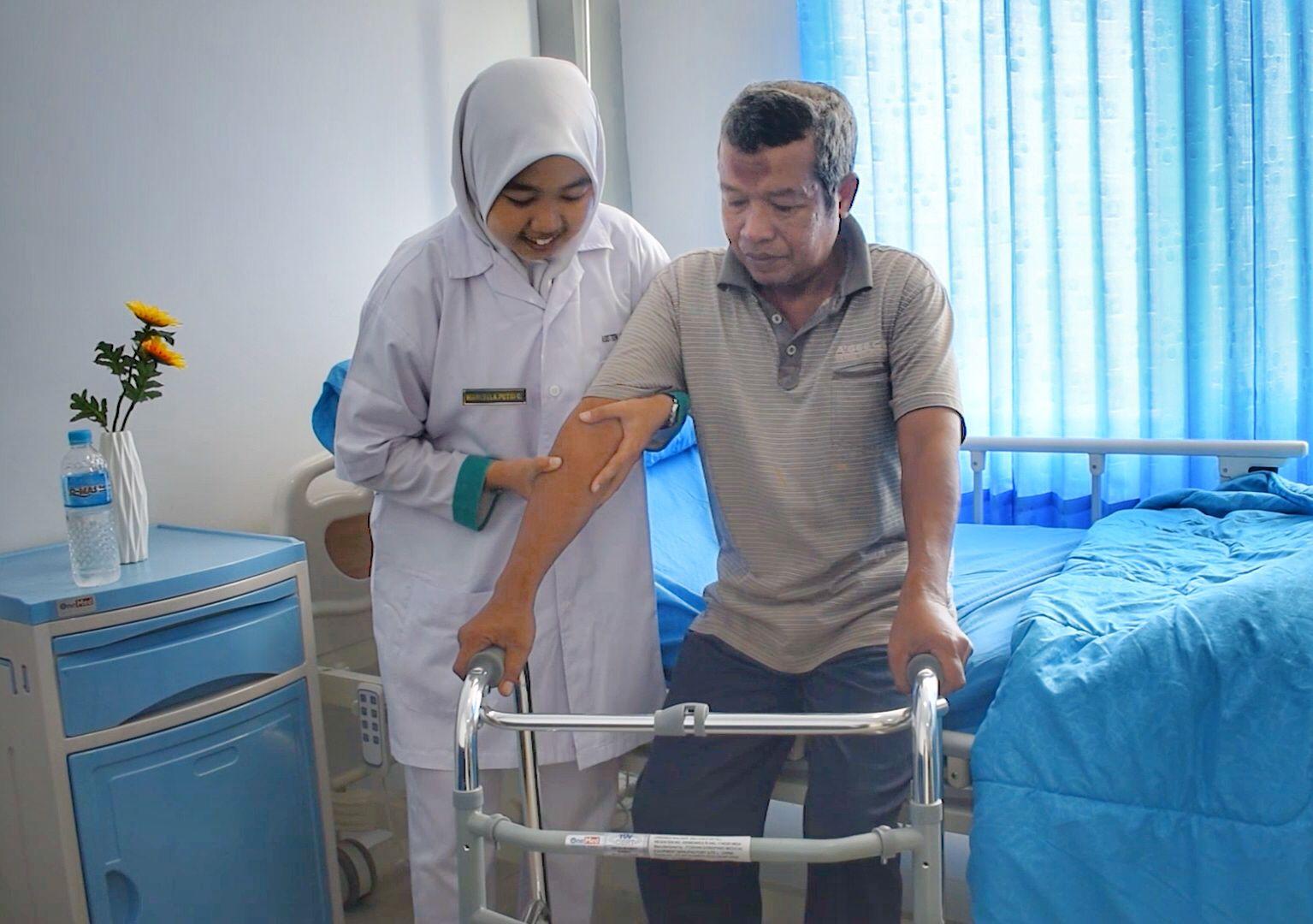 SMK Mutu Pandaan Cetak Lulusan Tenaga Caregiver