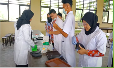 Tertarik dengan Ilmu Kesehatan Hewan? Ini Dia 5 Hal yang Dipelajari Siswa SMK Konsentrasi Keahlian Kesehatan Hewan