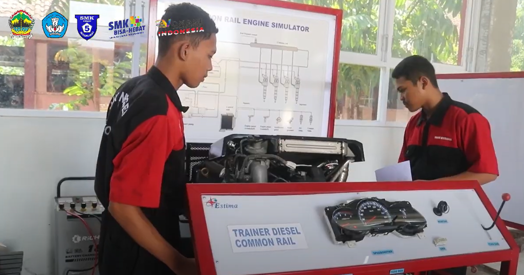 Mengenal Program Keahlian Ototronik di SMK dan Peluang Kariernya