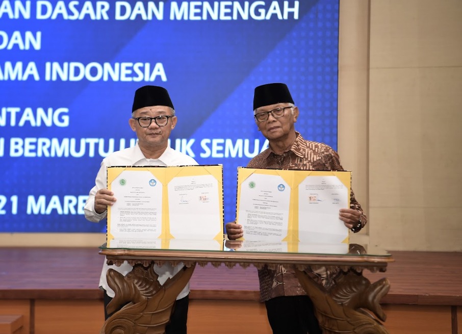 Mendikdasmen Tandatangani Nota Kesepahaman dengan Majelis Ulama Indonesia Tentang Layanan Pendidikan Bermutu untuk Semua