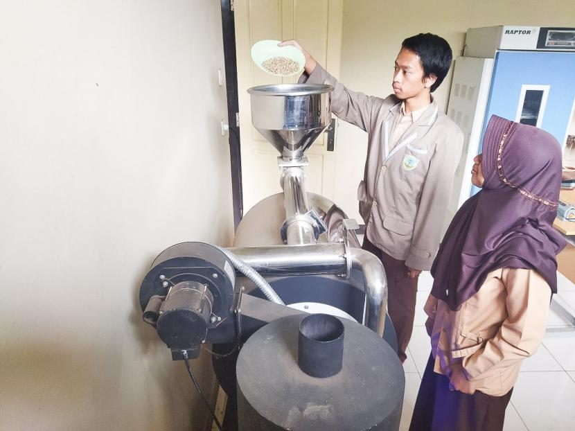 SMK PPN Tanjungsari Dorong Hilirisasi Produk Kopi Melalui Teaching Factory