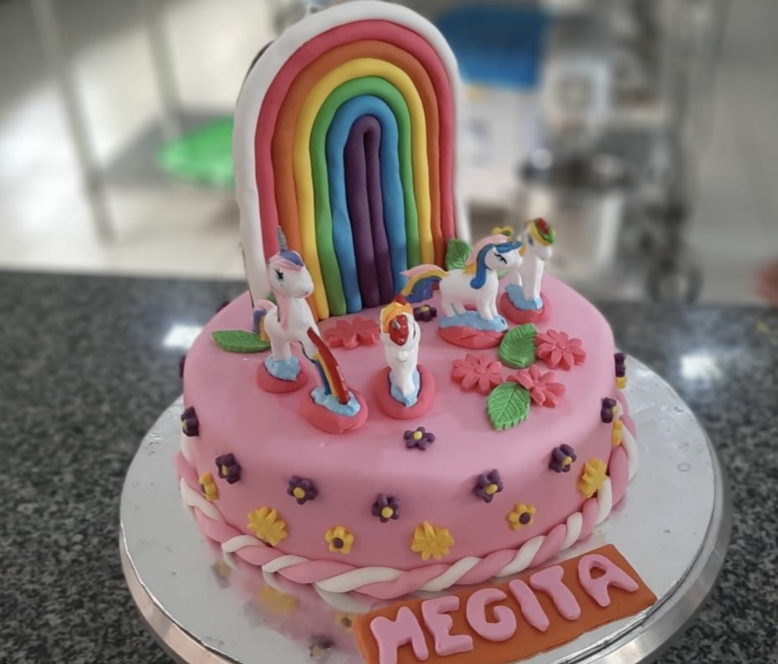 Mengenal Lebih Jauh Cake Decoration Bersama SMKN 57 Jakarta