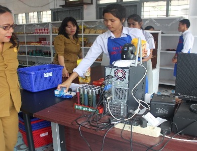 Tingkatkan Kualitas Kompetensi Siswa, SMKN 1 Sidikalang Kembangkan Bisnis Ritel Tefa Smart