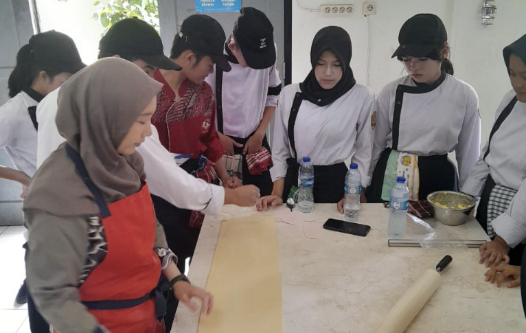 Inilah Momen Guru SMK jadi Agen Gastronomi Prancis