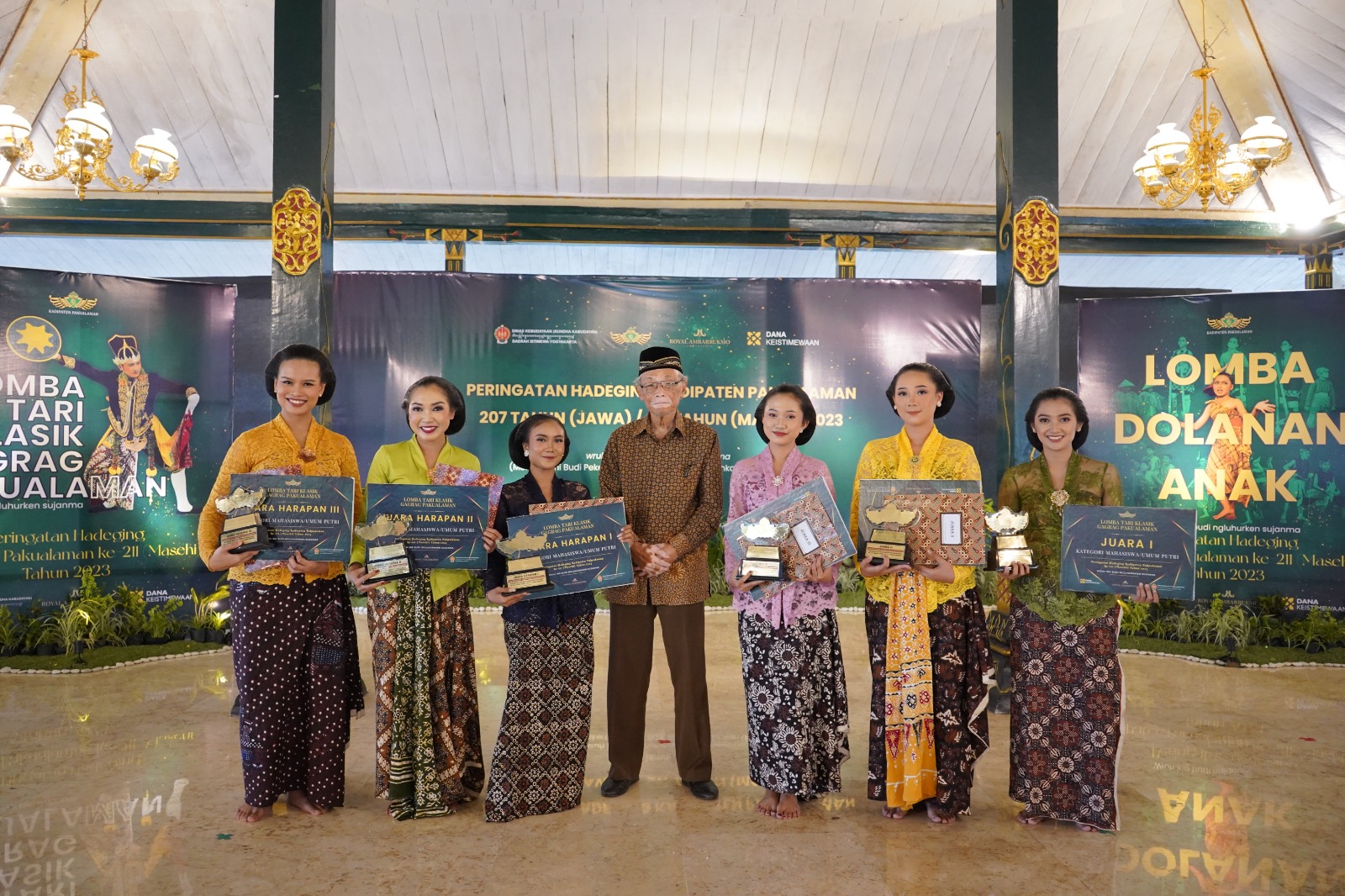 Mahasiswa AKN Seni dan Budaya Yogyakarta Sabet Kejuaraan Tari Nasional