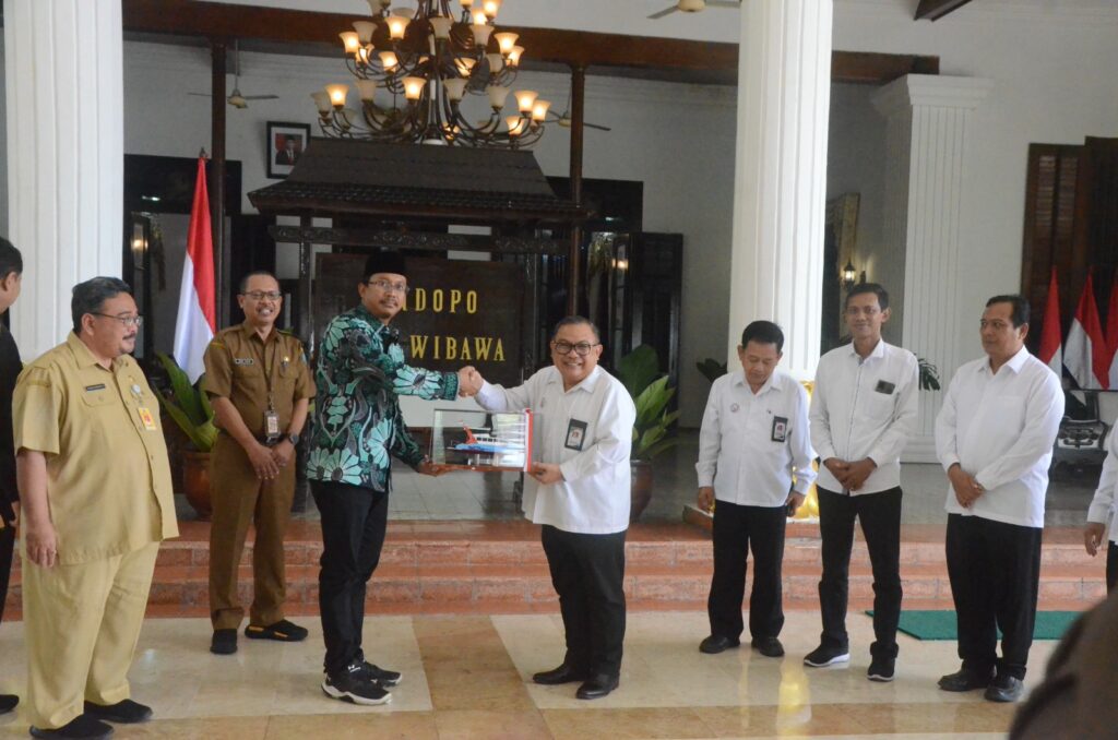 Perkuat SDM Pemkab Sidoarjo, PPNS Teken Kerja Sama Program Beasiswa Daerah