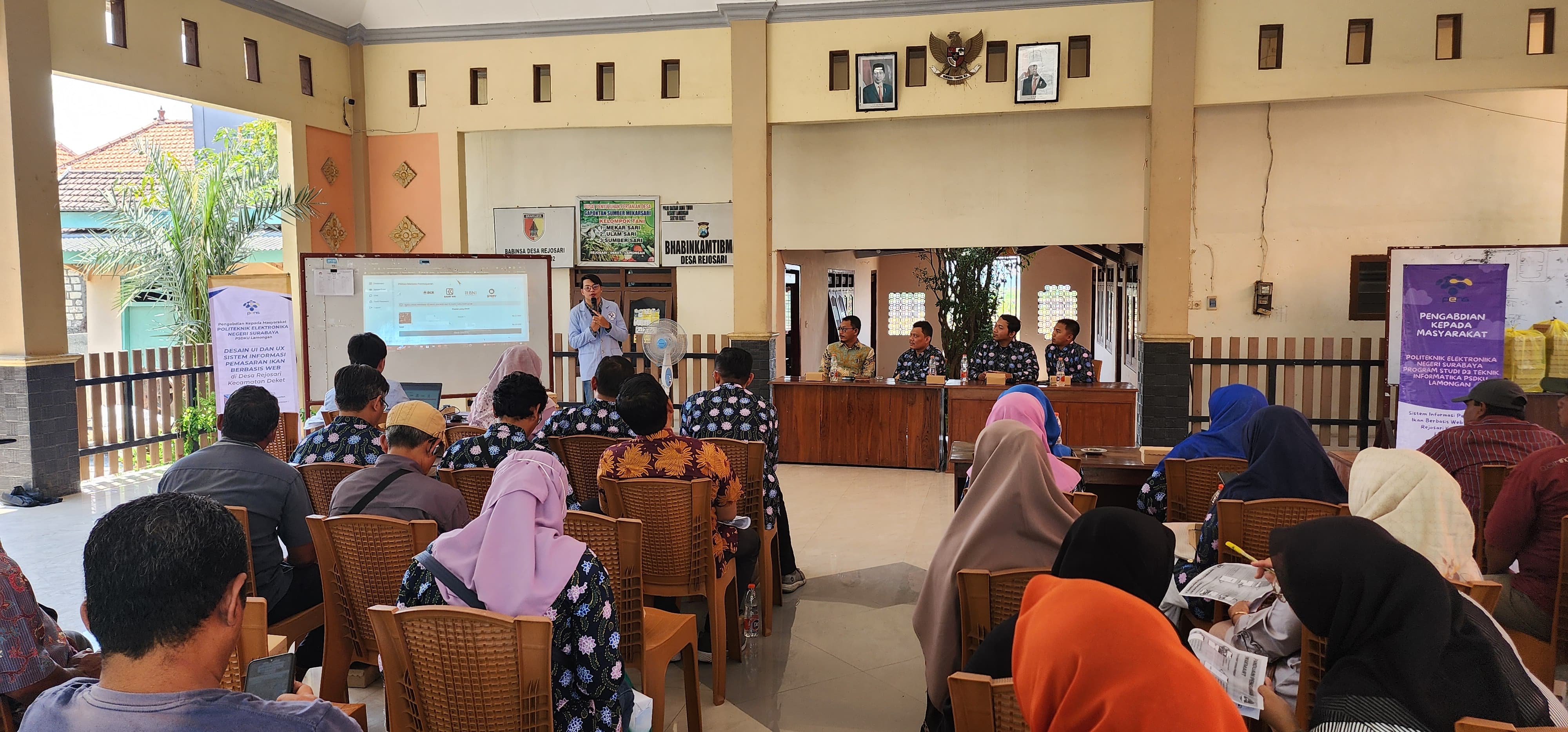 Gandeng Desa Rejosari, PENS Luncurkan Aplikasi “Iwak Mart” untuk Bantu Warga