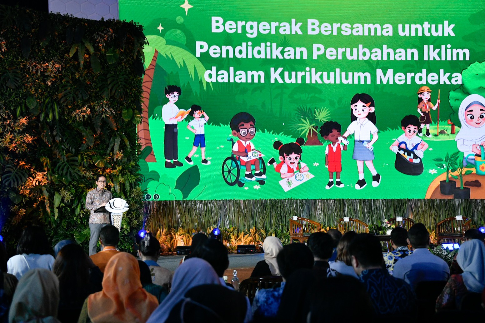 Bergerak Bersama untuk Pendidikan Perubahan Iklim dalam Kurikulum Merdeka