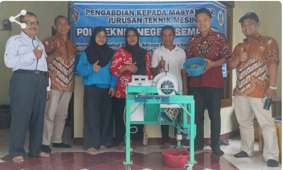 Dosen dan Mahasiswa Polines Ciptakan Teknologi Tepat Guna untuk Bantu UMKM Kerupuk Bawang Desa Rowobajul, Ambarawa